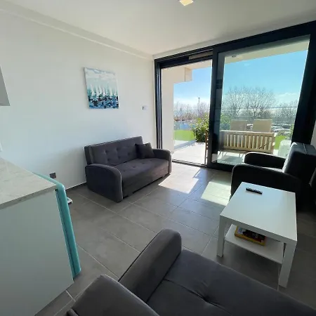 Club Panorama Studio - Pool, Garden Alsoors