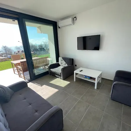 Club Panorama Studio - Pool, Garden Appartement *